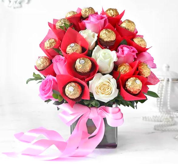 Roses and Choc in Vase - Fruit n Floral
