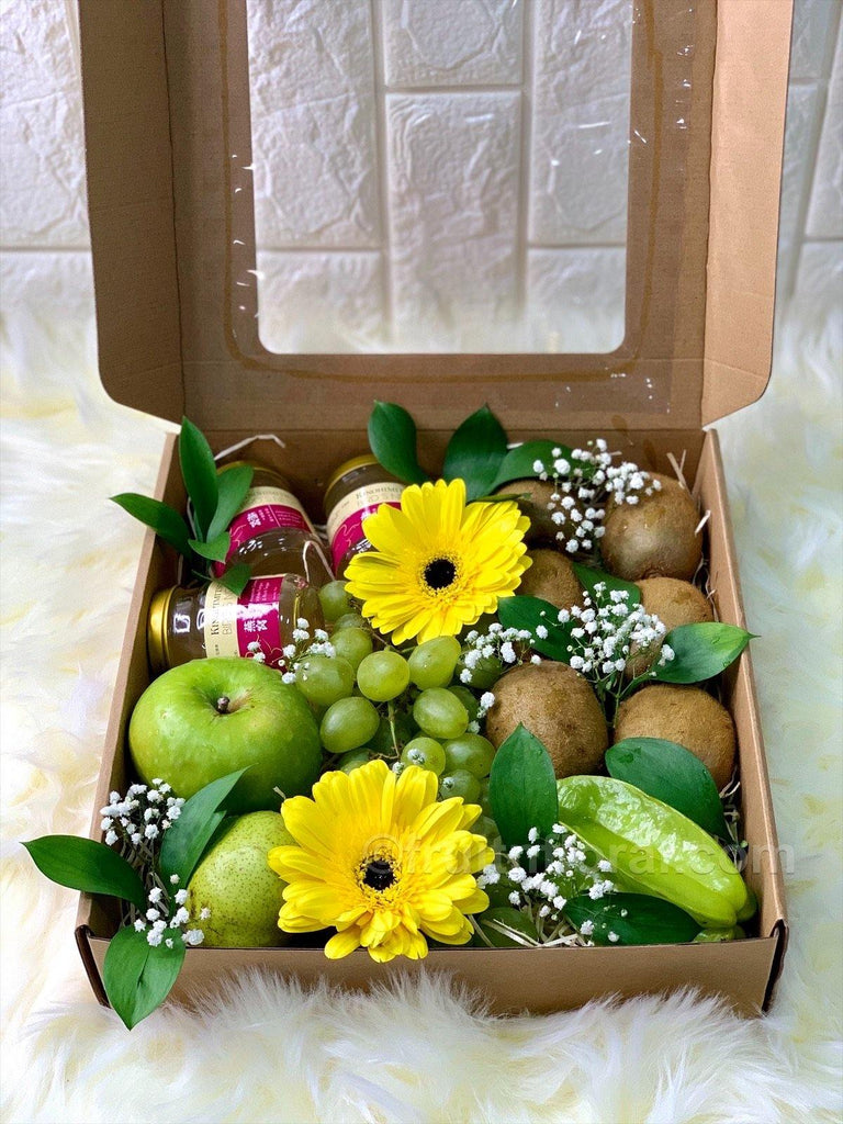 Greeny Box with Bird's Nest - Fruit n Floral