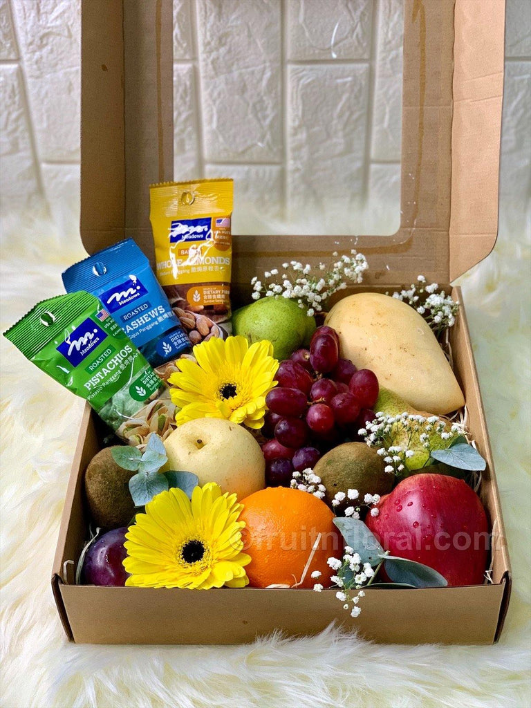 Fruits and Nuts Box - Fruit n Floral
